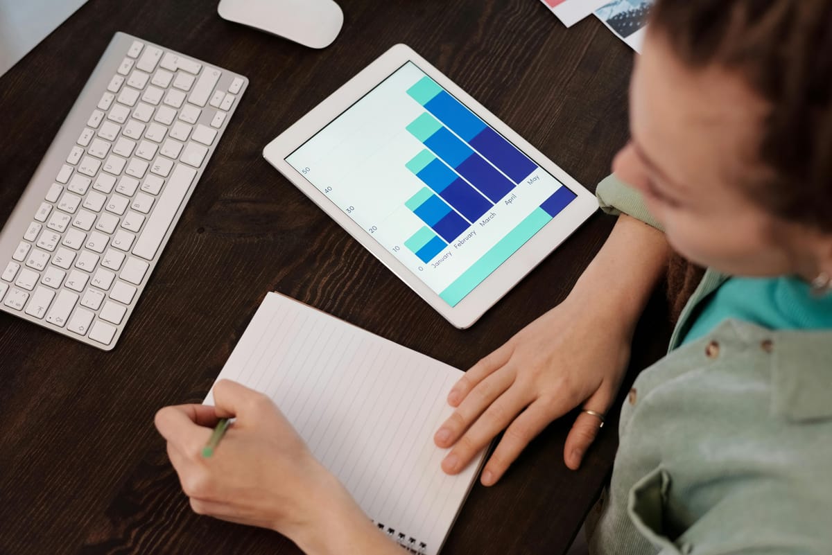 Quanto custa um serviço de SEO em 2025? Pesquisa revela valores cobrados por freelancers e agências