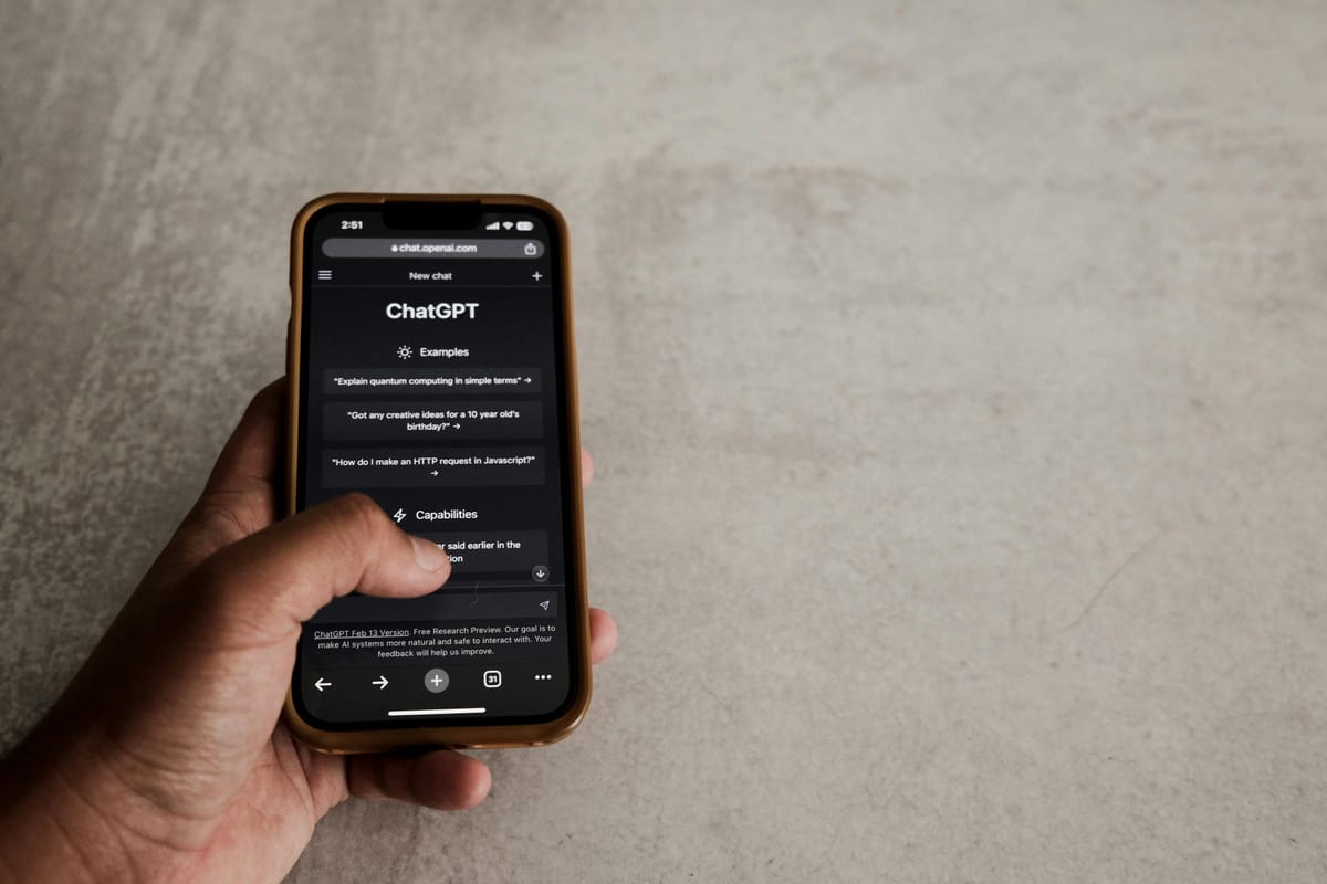 ChatGPT entra no comércio digital: OpenAI lança busca com recursos de compras
