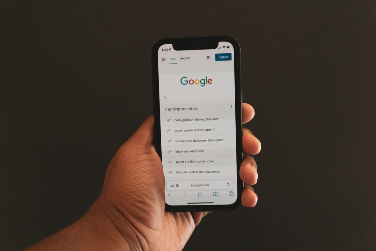 Como ver resultados do Google em outro idioma ou país com um truque simples na URL