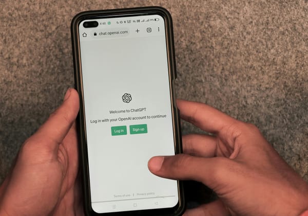 Como o ChatGPT realiza pesquisas locais e o que sua empresa pode fazer para aparecer nos resultados