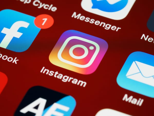 Meta acelera uso de IA para avaliar riscos no Instagram e Facebook