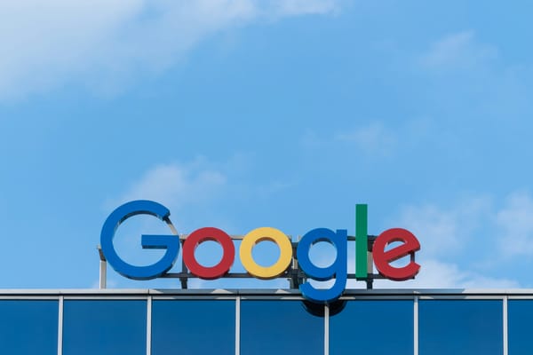 Google defende que IA Overview gera receita igual à da busca tradicional