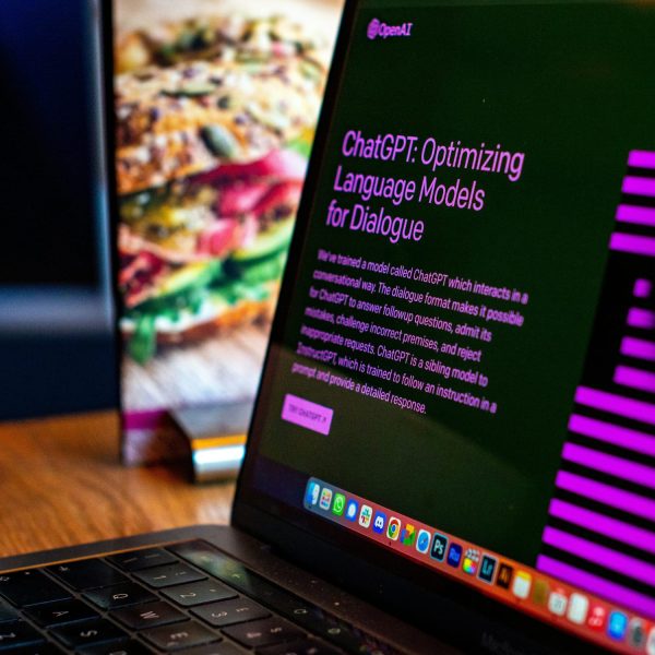 ChatGPT reduz tráfego de referência para sites em mais de 50%”