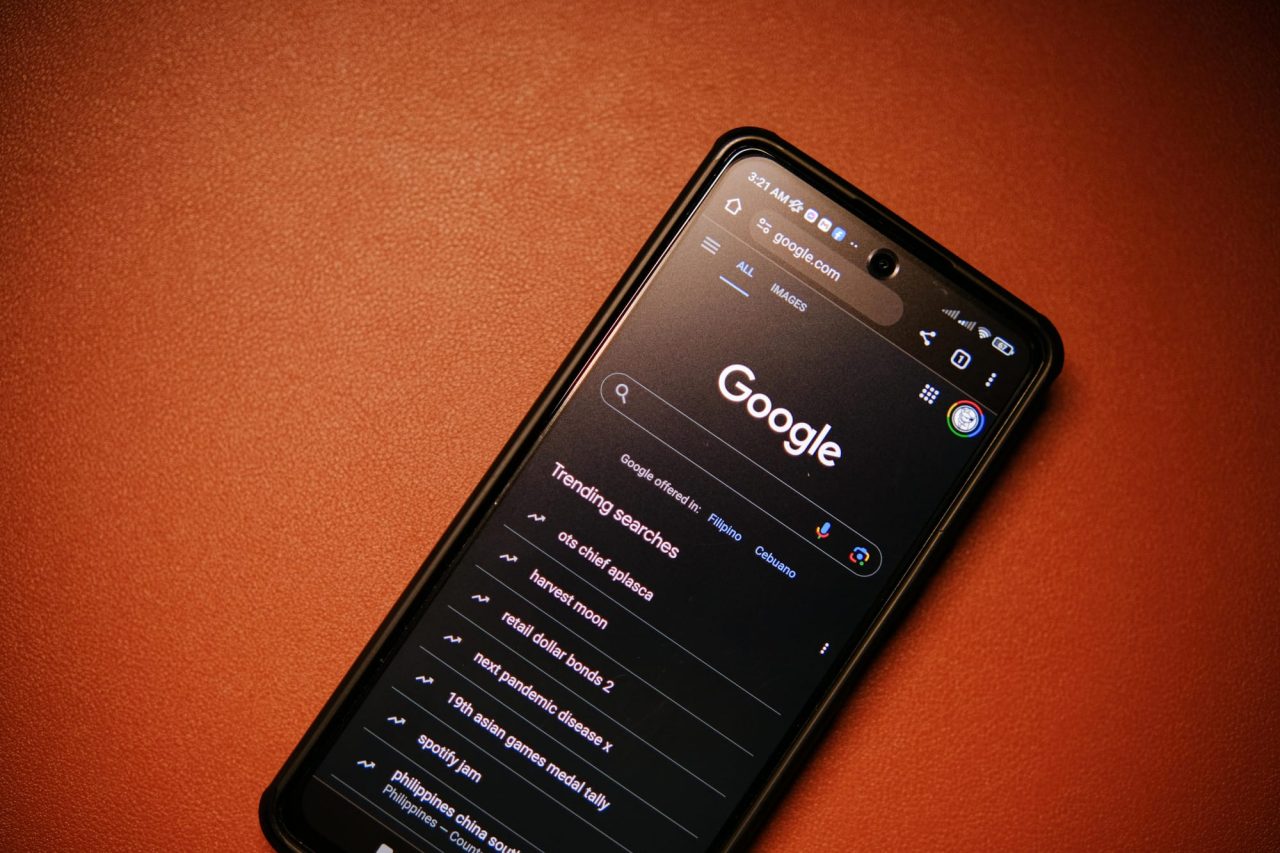 Google começa a testar aba do Modo IA diretamente na Busca
